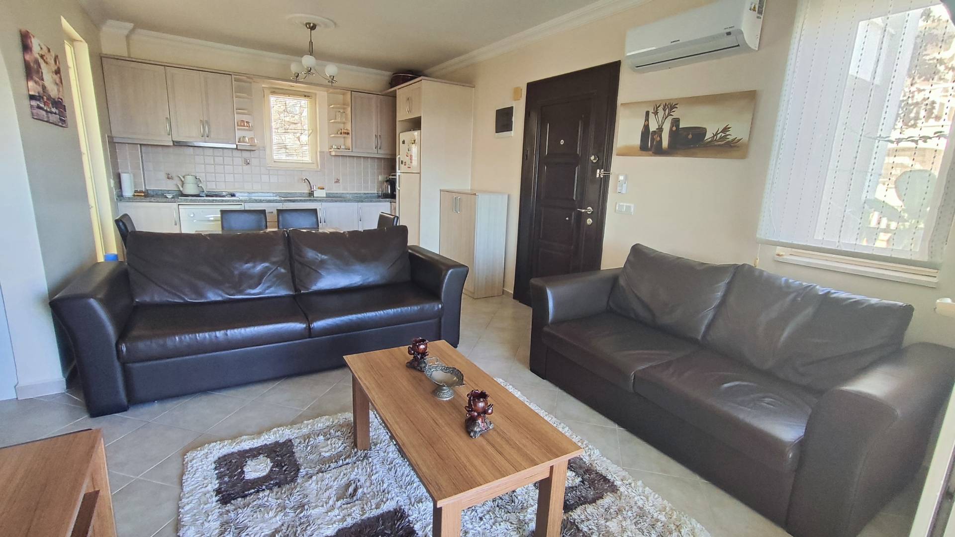 Bodrum Adabükü'nde Site İçerisinde, Ortak Havuzlu ve Özel Plajlı, Aquaparklı Villa