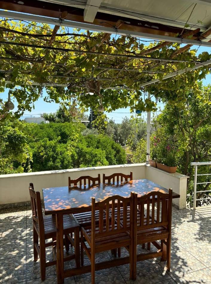 Muğla Bodrum'da Huzurlu Doğada, Denize Yakın, Özel Plajlı, 1+1 Villa 