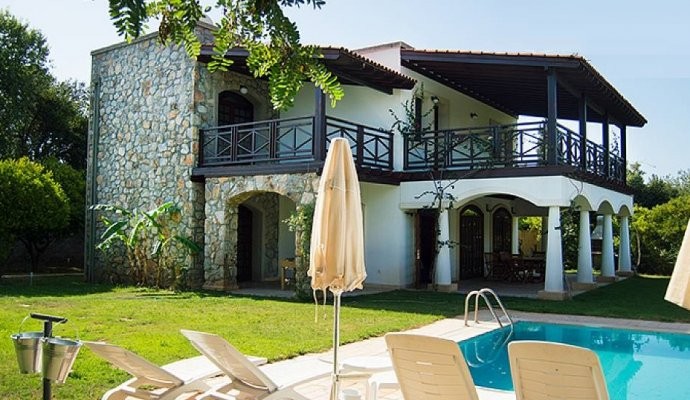 Bodrum Bitez'de Denize Yürüme Mesafesinde, Özel Havuzlu, 8 Kişilik Villa