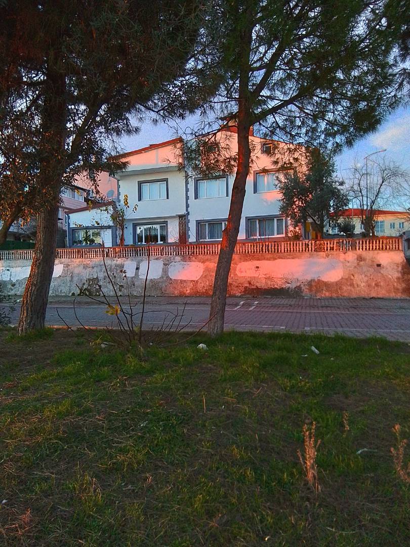 Sinop Gerze'de Merkezi Konumda, Denize Sıfır, Konforlu Villa