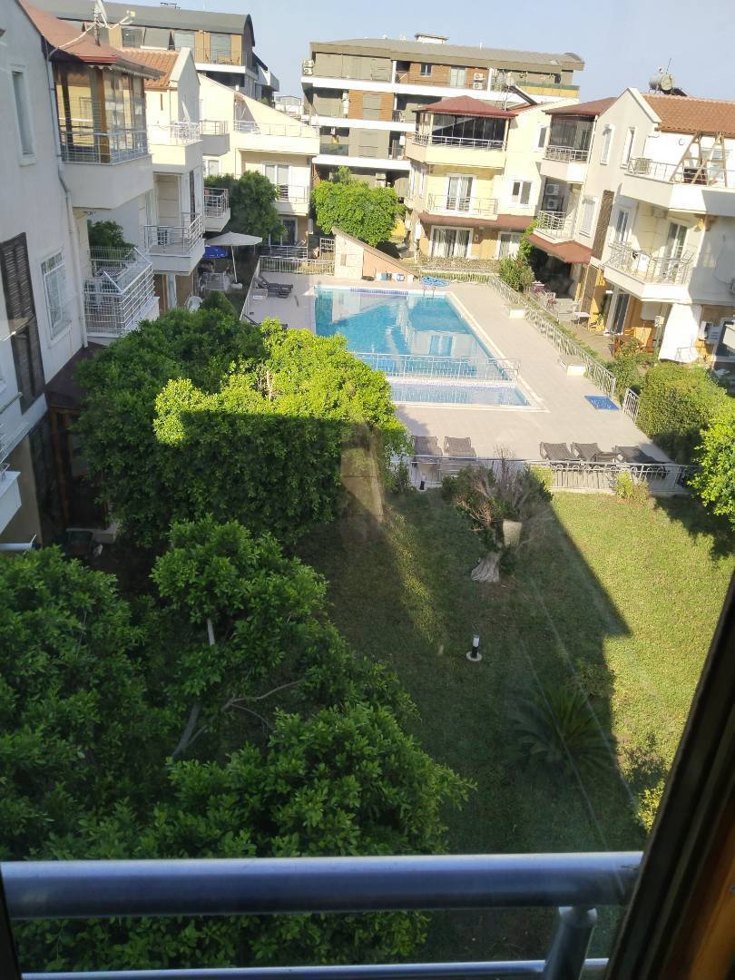 Antalya Konyaaltı'nda Geniş Ailelere Uygun, Ortak Havuzlu, Modern Tasarımlı Villa