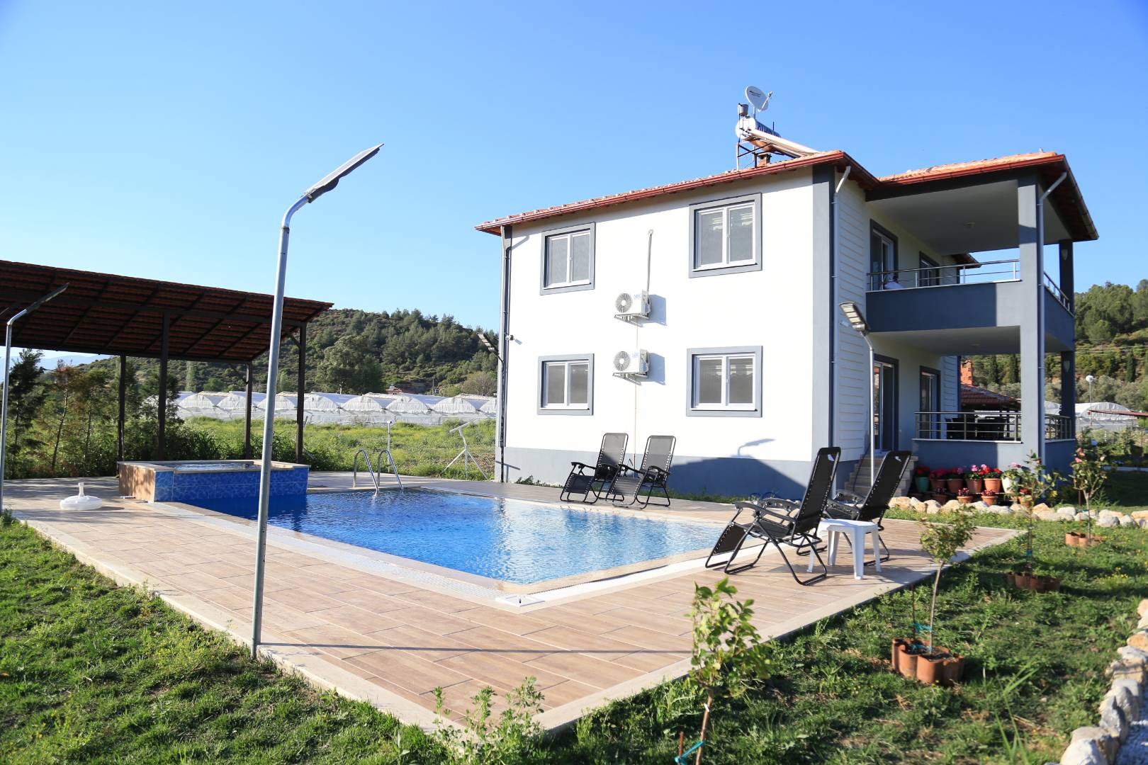 Muğla Köyceğiz'de Kalabalık Ailelere Uygun, Özel Havuzlu, Şık Villa