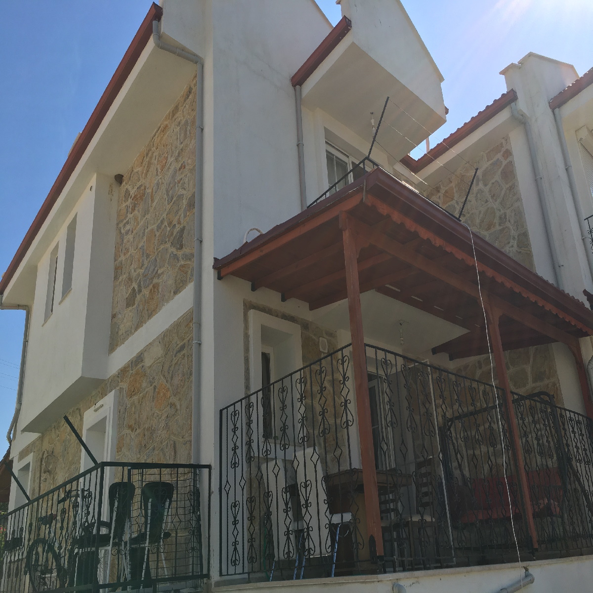 Muğla Datça'da Karaincir Plajına Yakın, Geniş Bahçeli, Kiralık Dubleks Ev