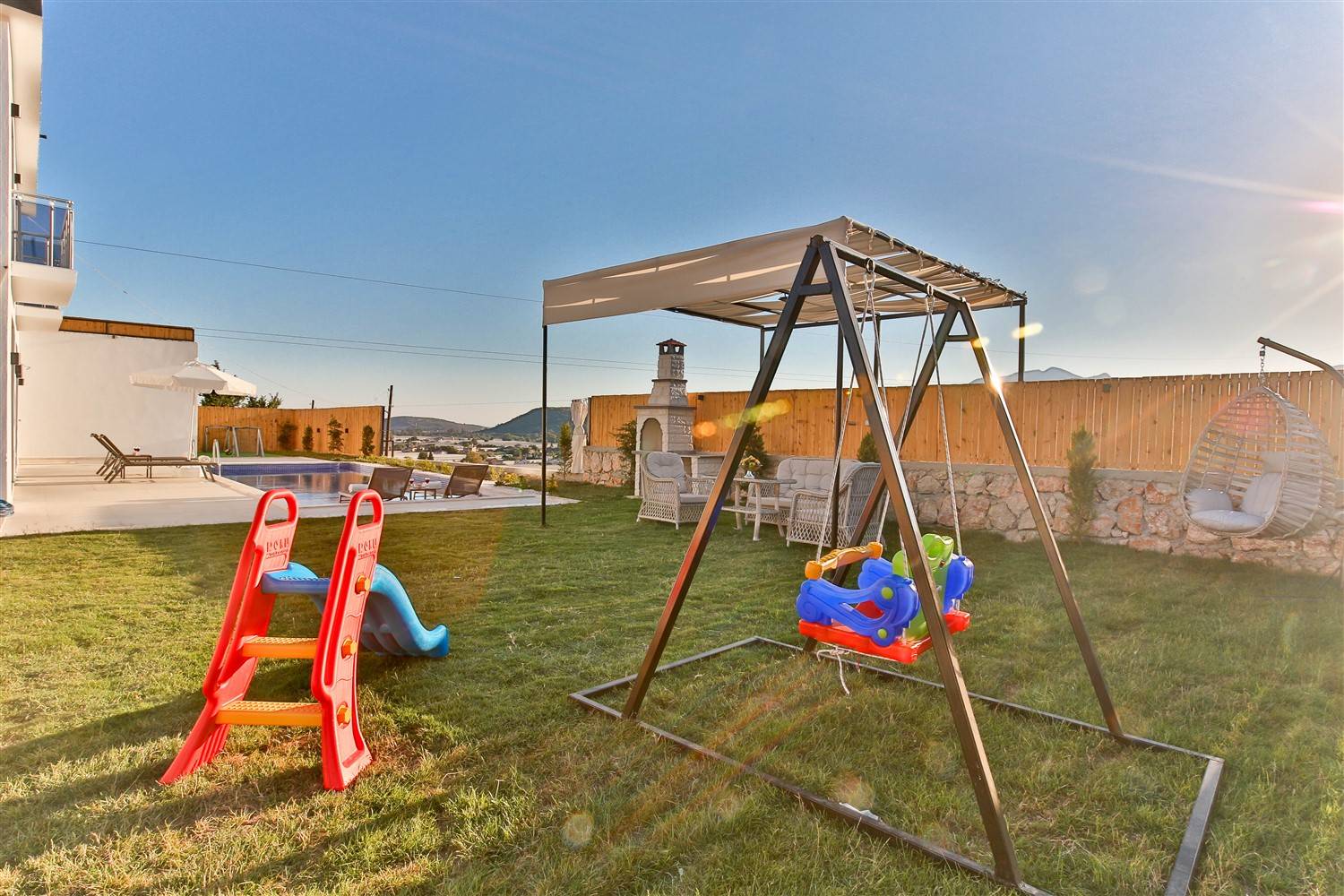 Kaş Kalkan'da Çocuk Oyun Alanlı, Özel Havuzlu, Bahçeli Villa