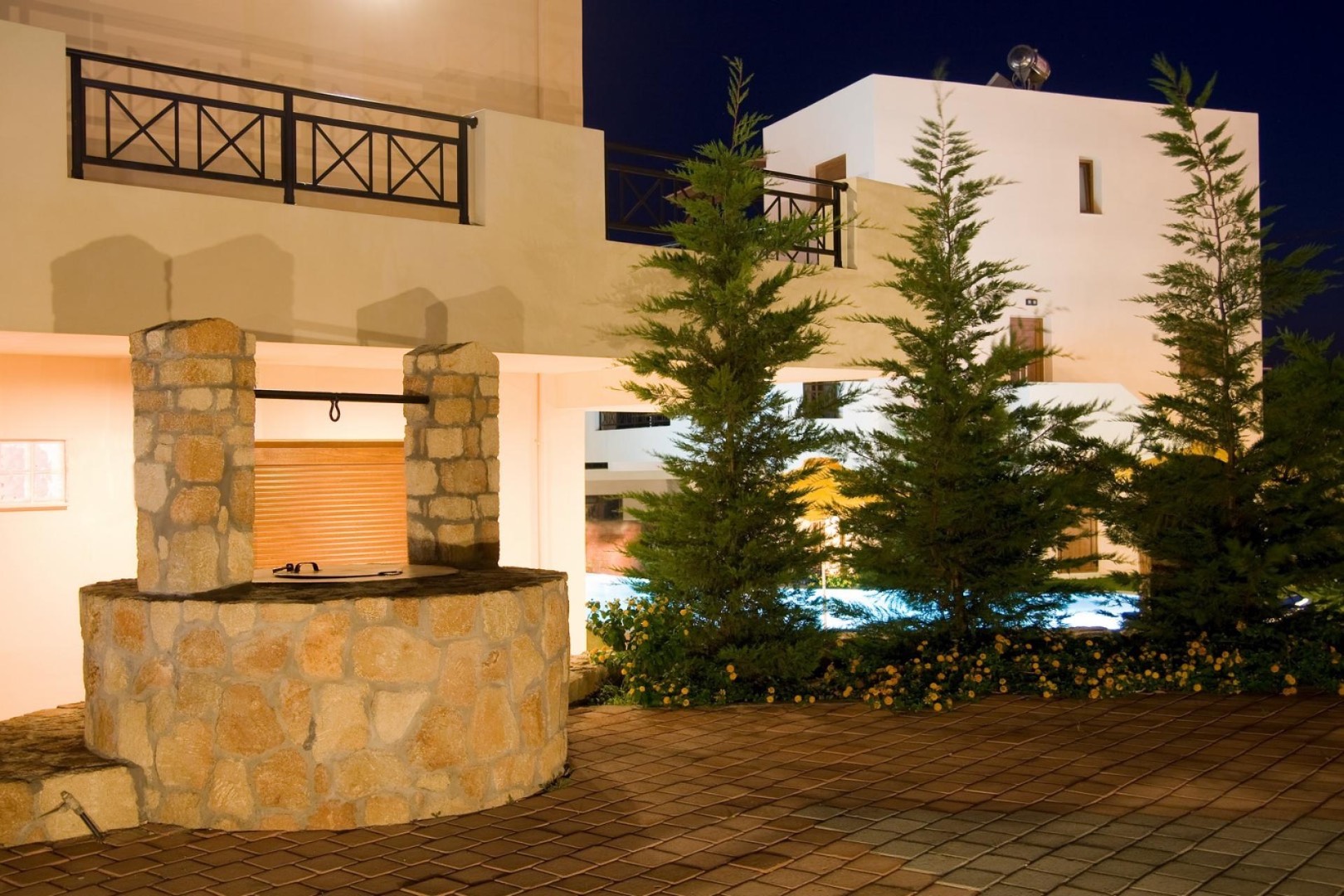 Rodos Pefki'de Aileler İçin Uygun, Yeşillikler İçerisinde, Ortak Havuzlu, 4+1 Villa