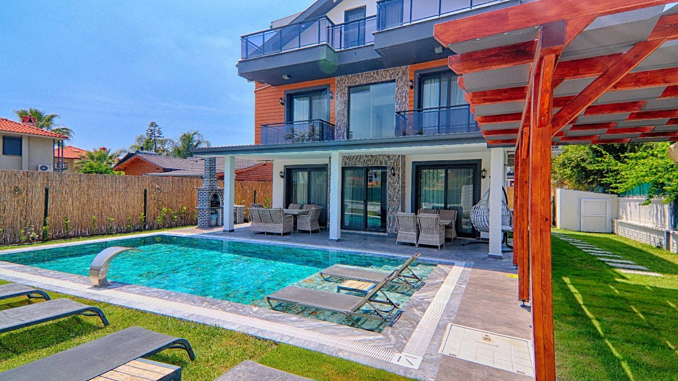 Fethiye Göcek'te Özel Havuzlu, Kalabalık Ailelere Uygun, Lüks Villa-34125