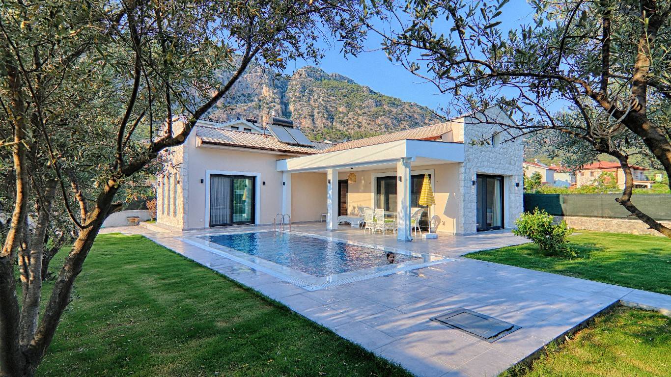 Fethiye Göcek'te Modern Dekore Edilmiş, Özel Havuzlu, Kiralık Villa-34111