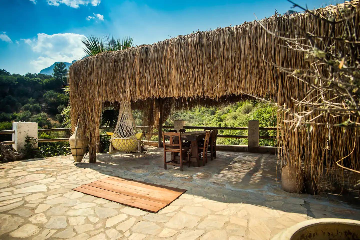 Muğla Akyaka'da Harika Tasarımlı, Özel Havuzlu, Kiralık Villa