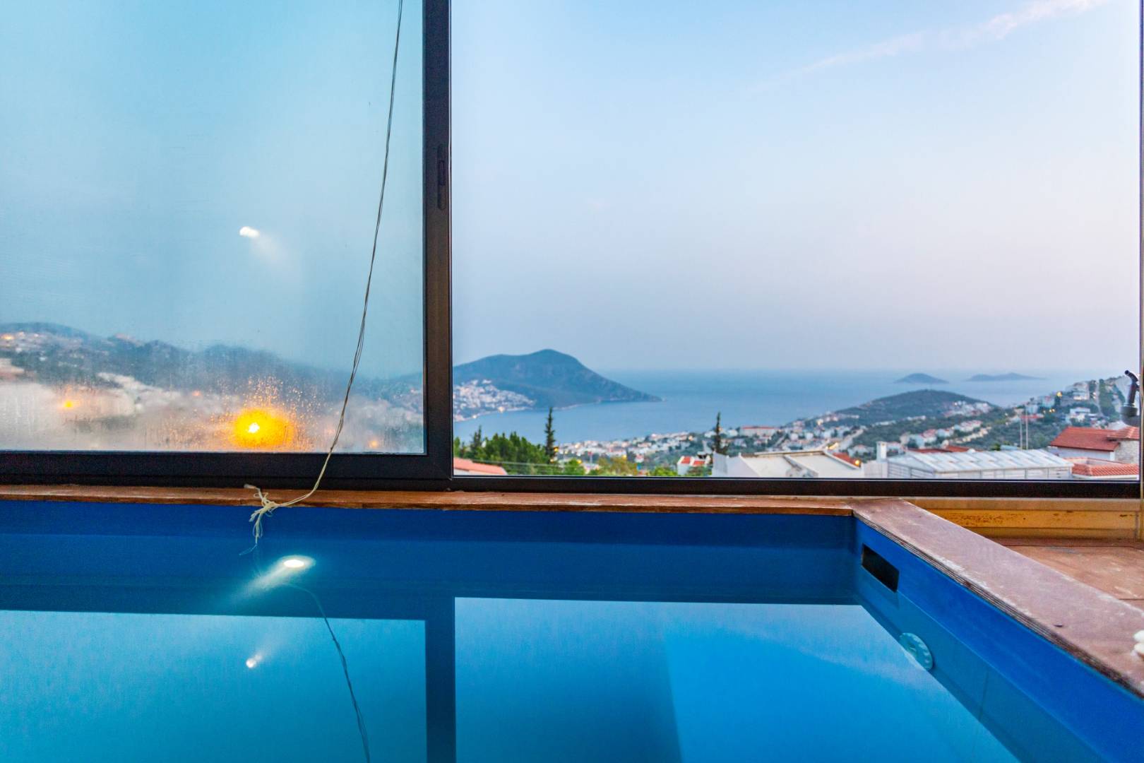 Kalkan Akbel'de Elverişli Konumda, Özel Serinleme Havuzlu, Tatil Evi