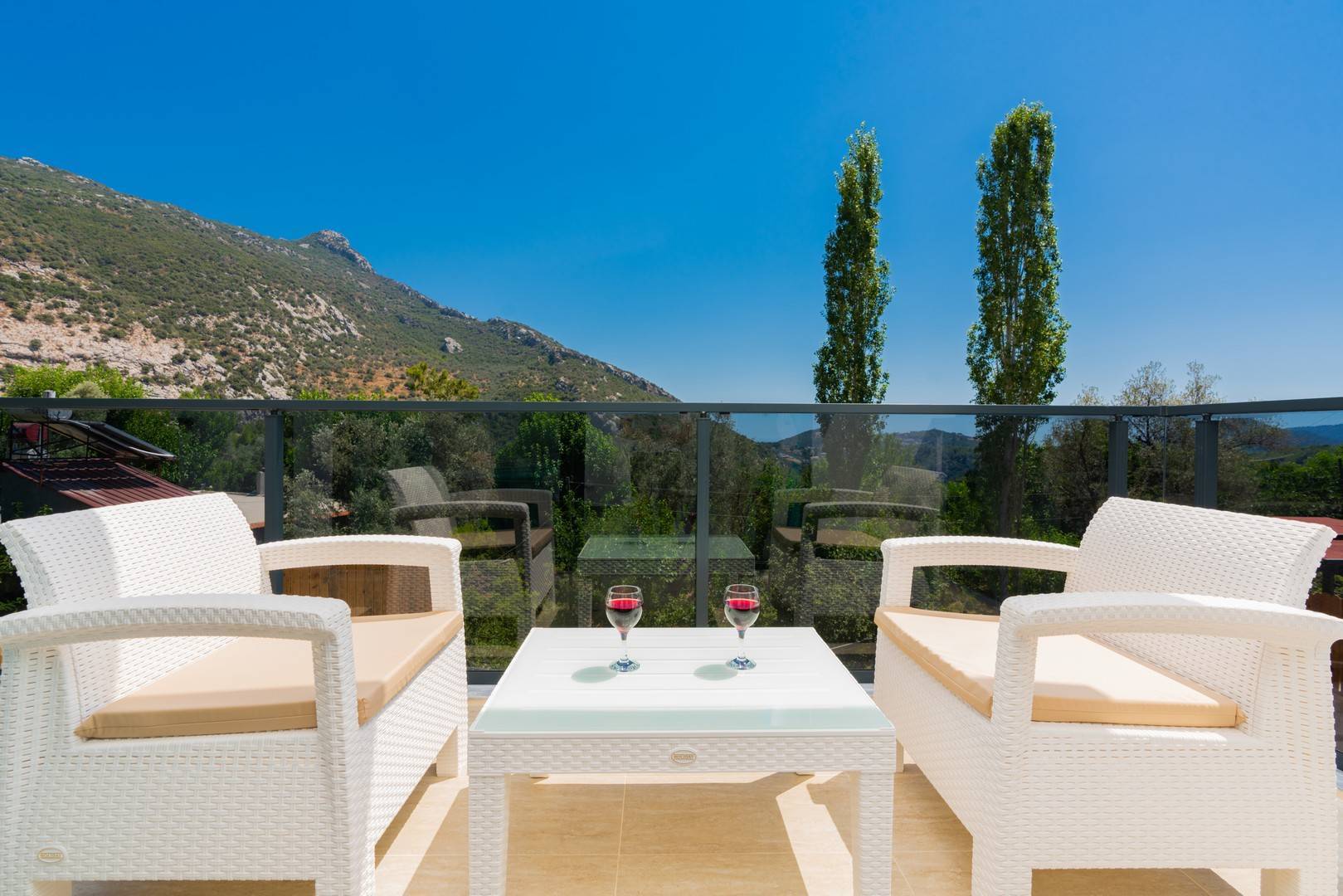 Kaş İslamlar'da Doğa Manzaralı, Özel Havuzlu, Jakuzili, Kiralık Villa