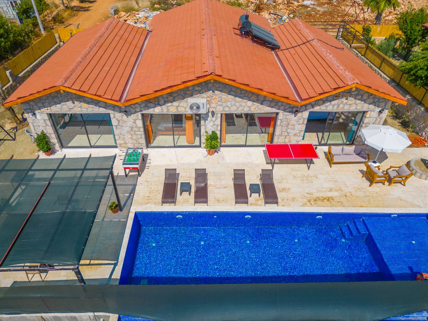 Kalkan Patara'da Korunaklı Havuzlu, Doğa Manzaralı, Balayı Villası 