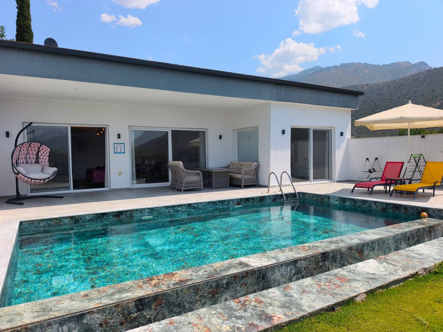 Kaş Çayköy'de Huzurlu Doğa İçerisinde, Özel Havuzlu, 2 Kişilik Villa