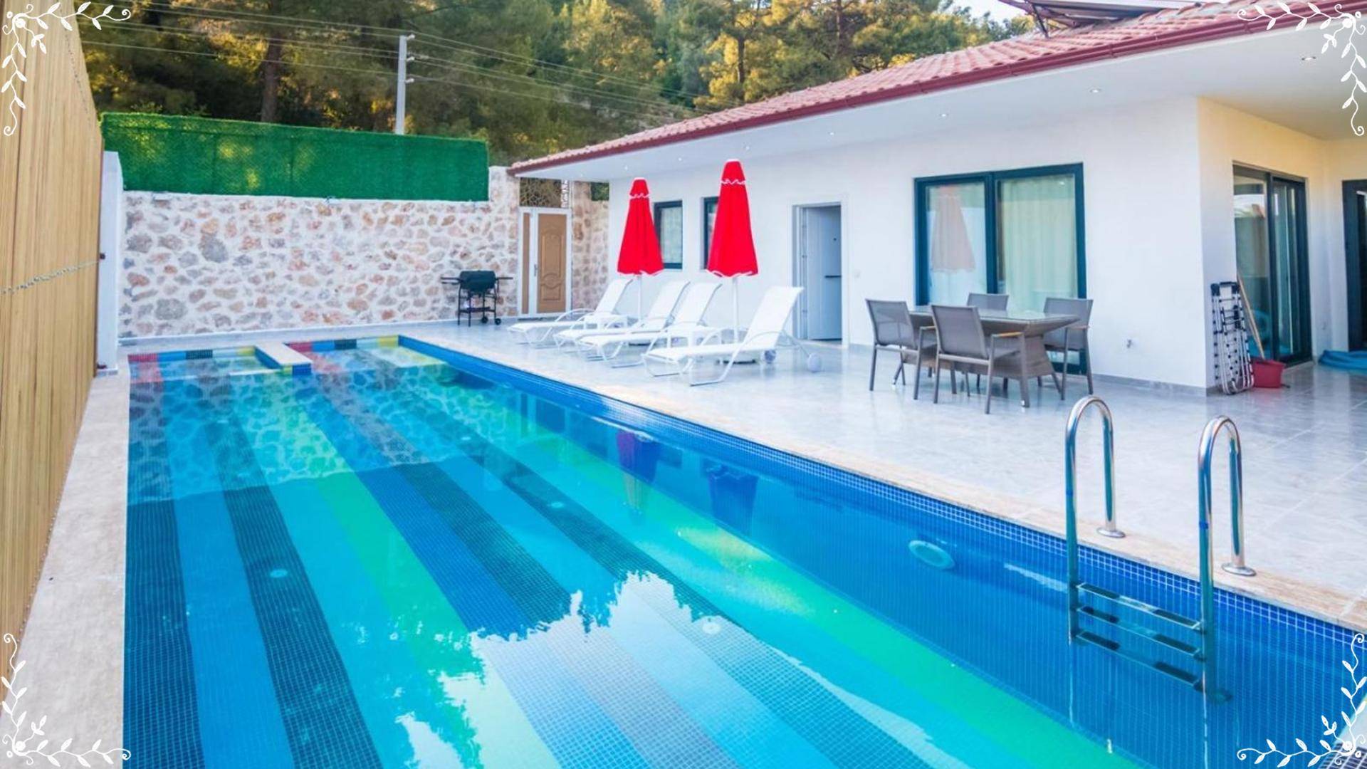 Kaş İslamlar'da Doğa İçerisinde, Özel Havuzlu, Kiralık Villa