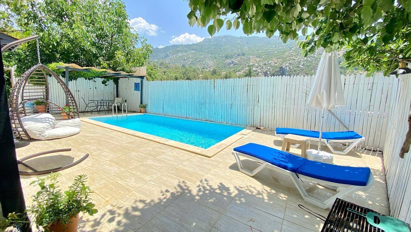 Kaş İslamlar'da Doğa İle İç İçe, Özel Havuzlu, 2 Kişilik Villa