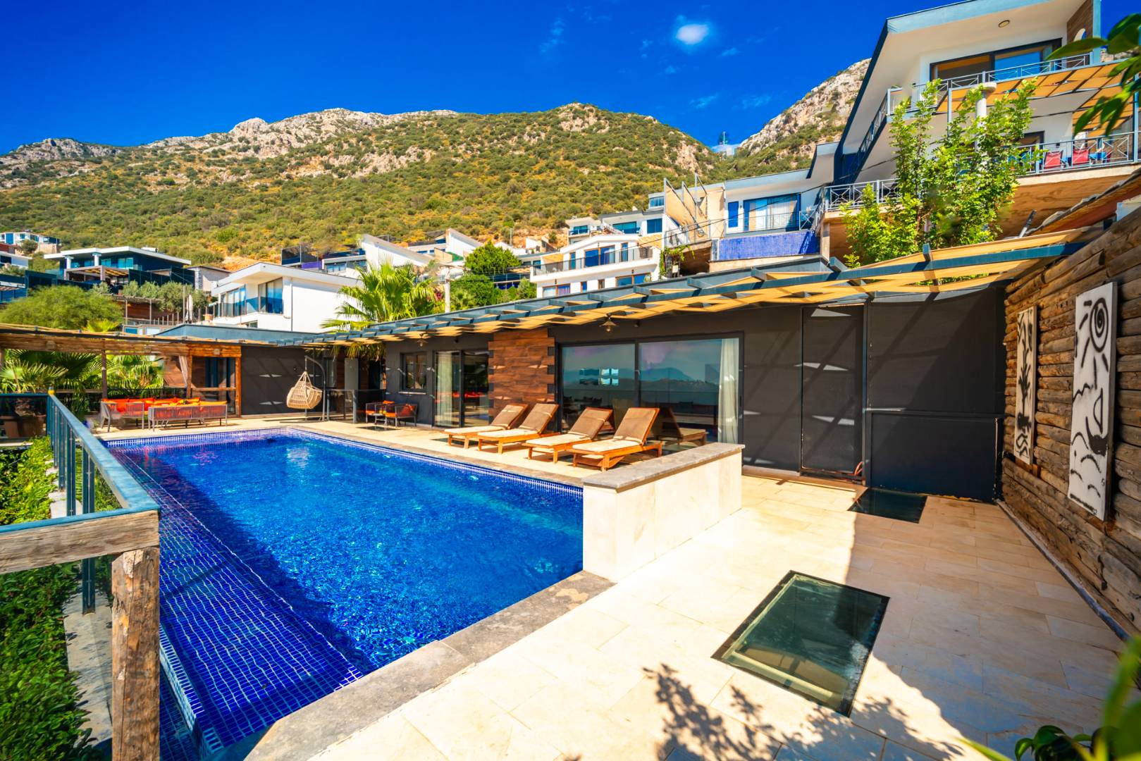 Kaş Kalkan'da Göz Alıcı Deniz Manzaralı, Özel Havuzlu, Lüks Villa
