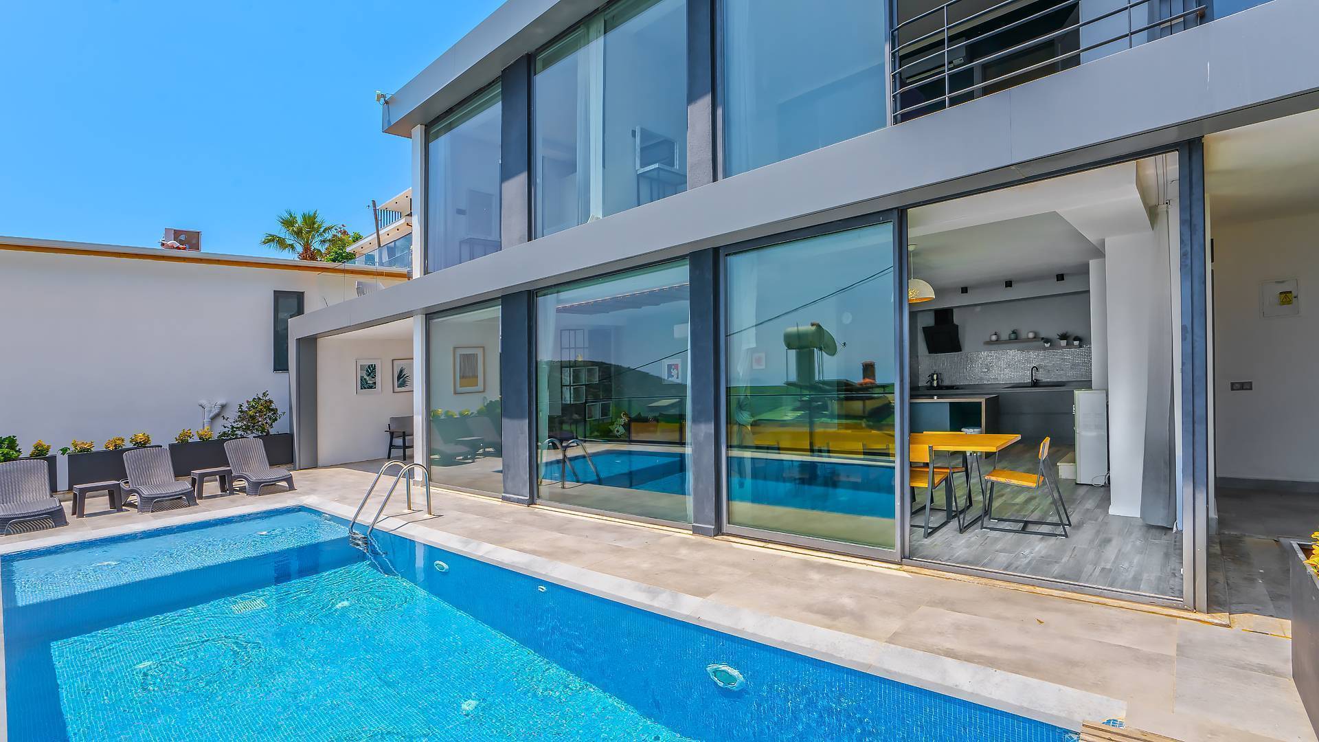 Kaş Kalkan'da Harika Deniz Manzaralı, Özel Havuzlu, Konforlu Villa-12122