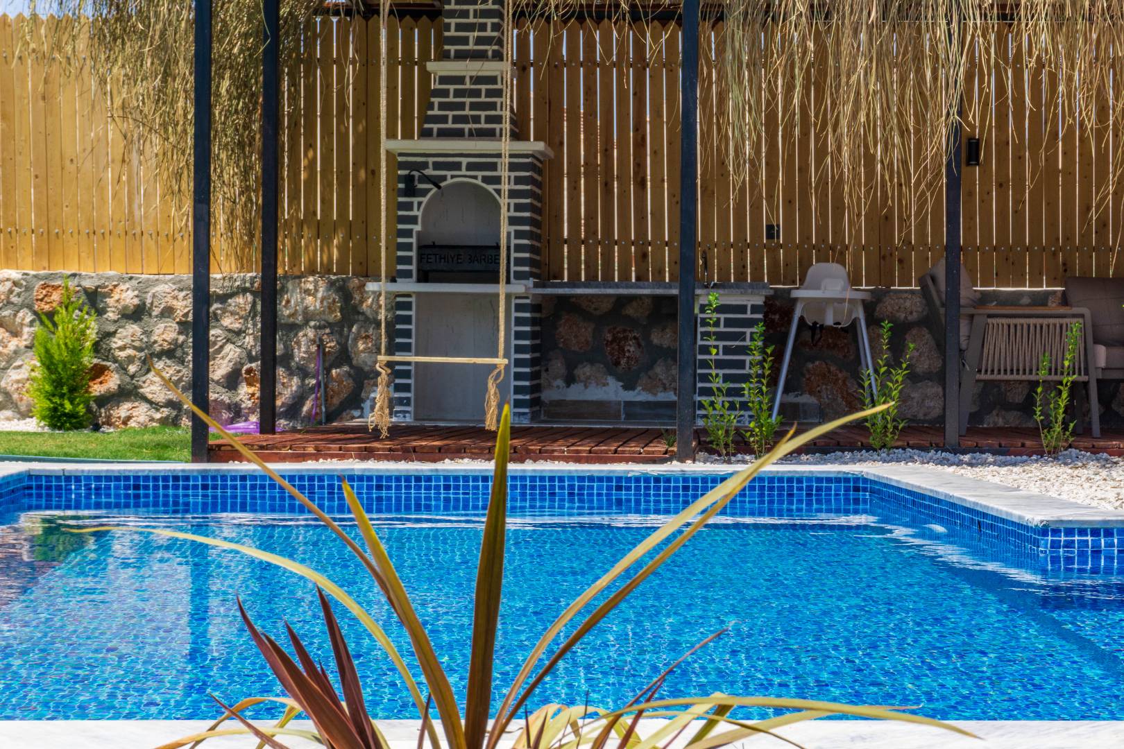 Kaş Kalkan'da Sakin Konumda, Özel Havuzlu, Jakuzili, Korunaklı Tiny House 