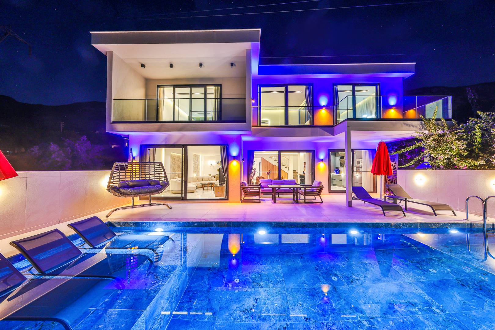 Kaş Kördere'de Merkeze Yakın Konumda, Özel Havuzlu, Lüks Villa