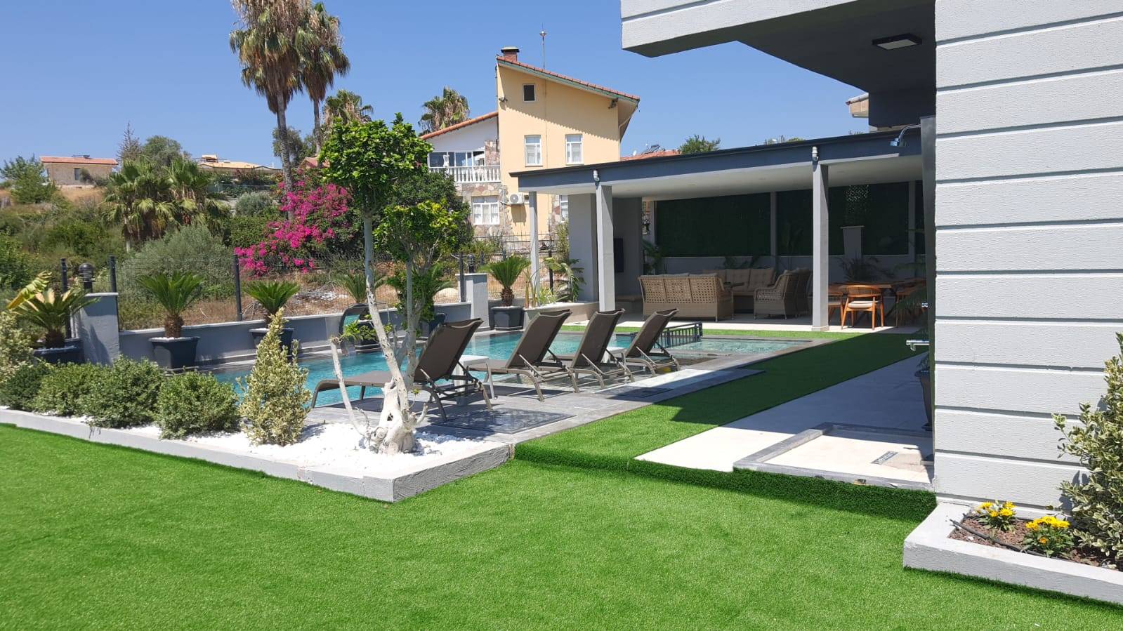 Manavgat Evrenseki'de Sakin Konumda, Özel Havuzlu, Bahçeli Villa