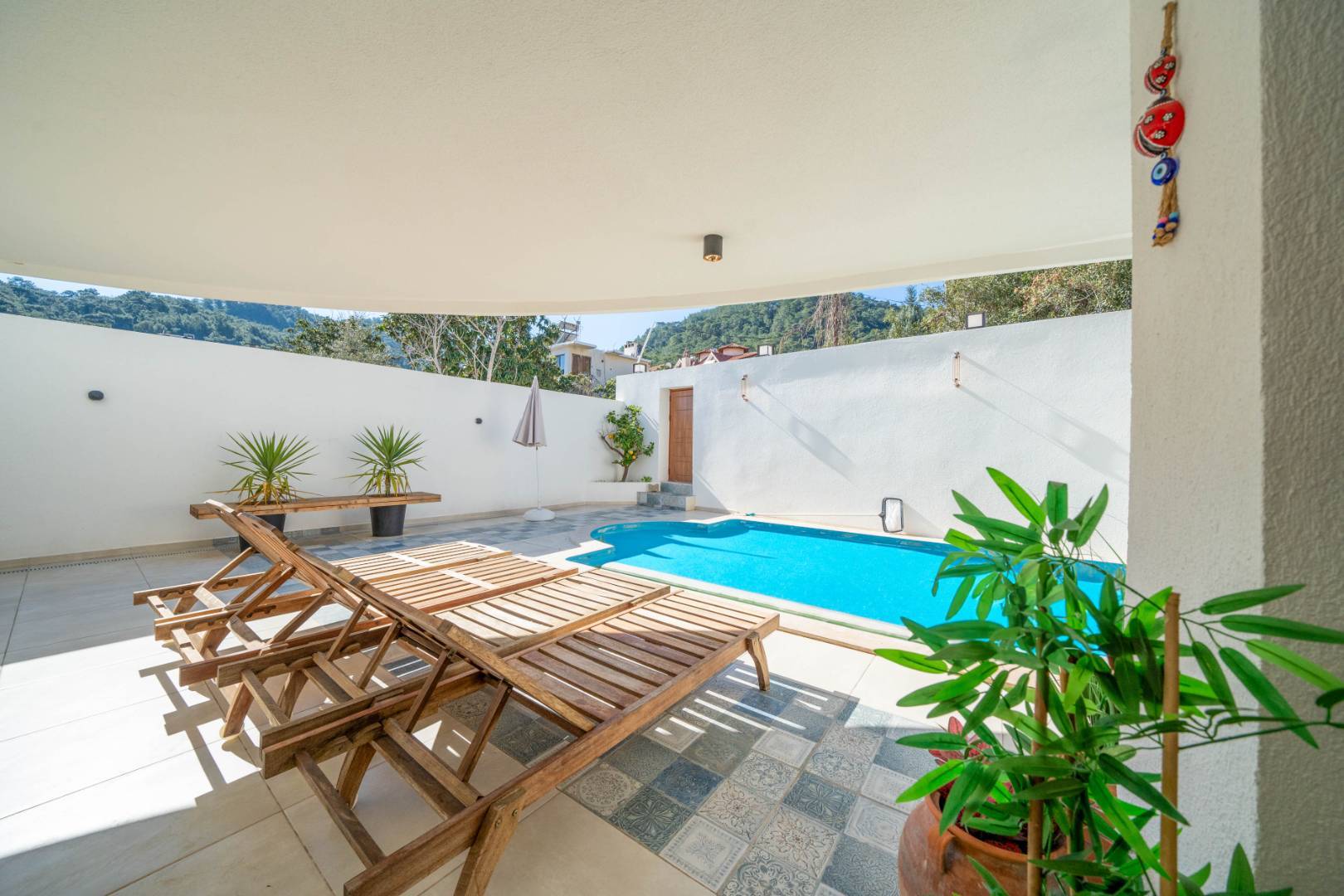 Marmaris Armutalan'da Muhteşem Tasarımlı, Özel Havuzlu, Modern Villa 