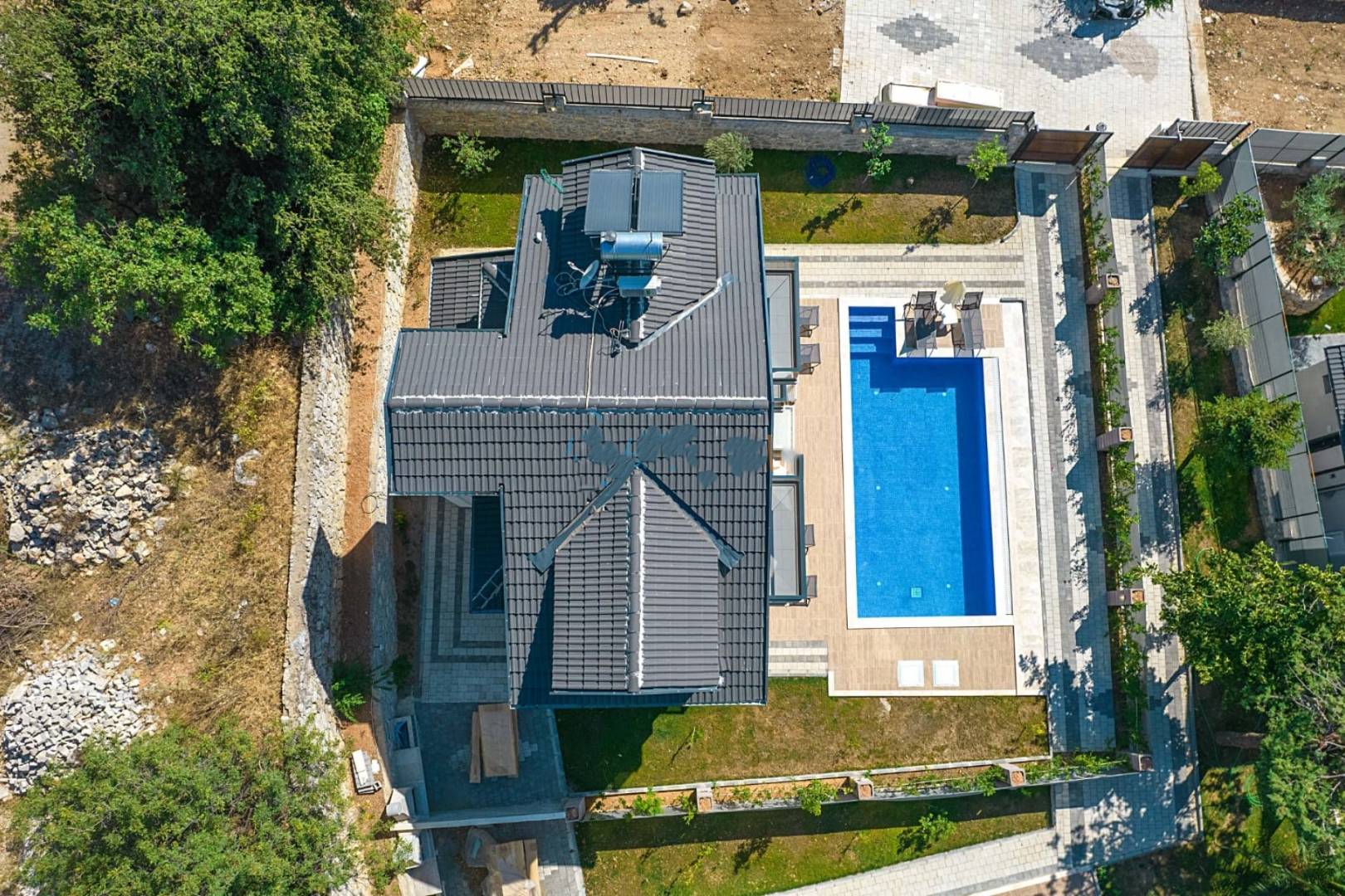 Fethiye Ölüdeniz'de Modern Tasarımlı, Özel Havuzlu, 8 Kişilik Villa