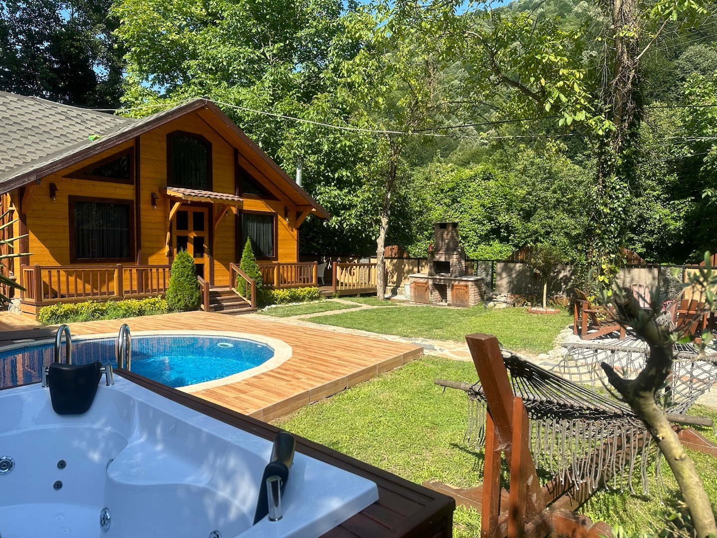 Sapanca'da Doğanın Kalbinde, Geniş Bahçeli, Şık Bungalov-21224