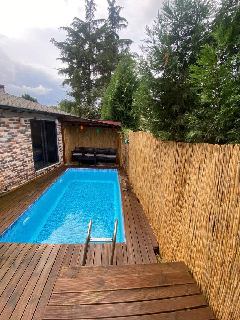 Sapanca Yanık'ta Minimalist Tasarımlı, Özel Havuzlu, 1+0 Villa