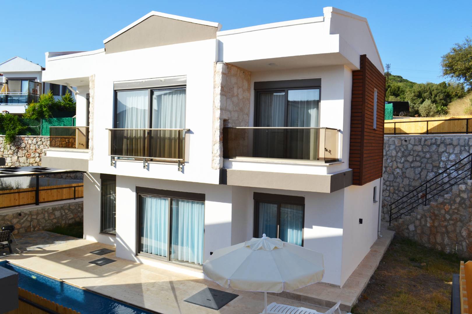 Kaş Çukurbağ'da Kalabalık Ailelere Uygun, Özel Havuzlu, Modern Villa