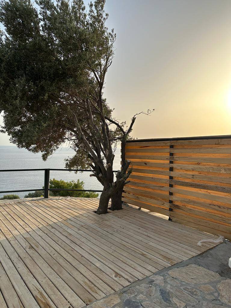 Kaş Yalı'da Göz Alıcı Deniz Manzaralı, Özel Sonsuzluk Havuzlu, Modern Villa