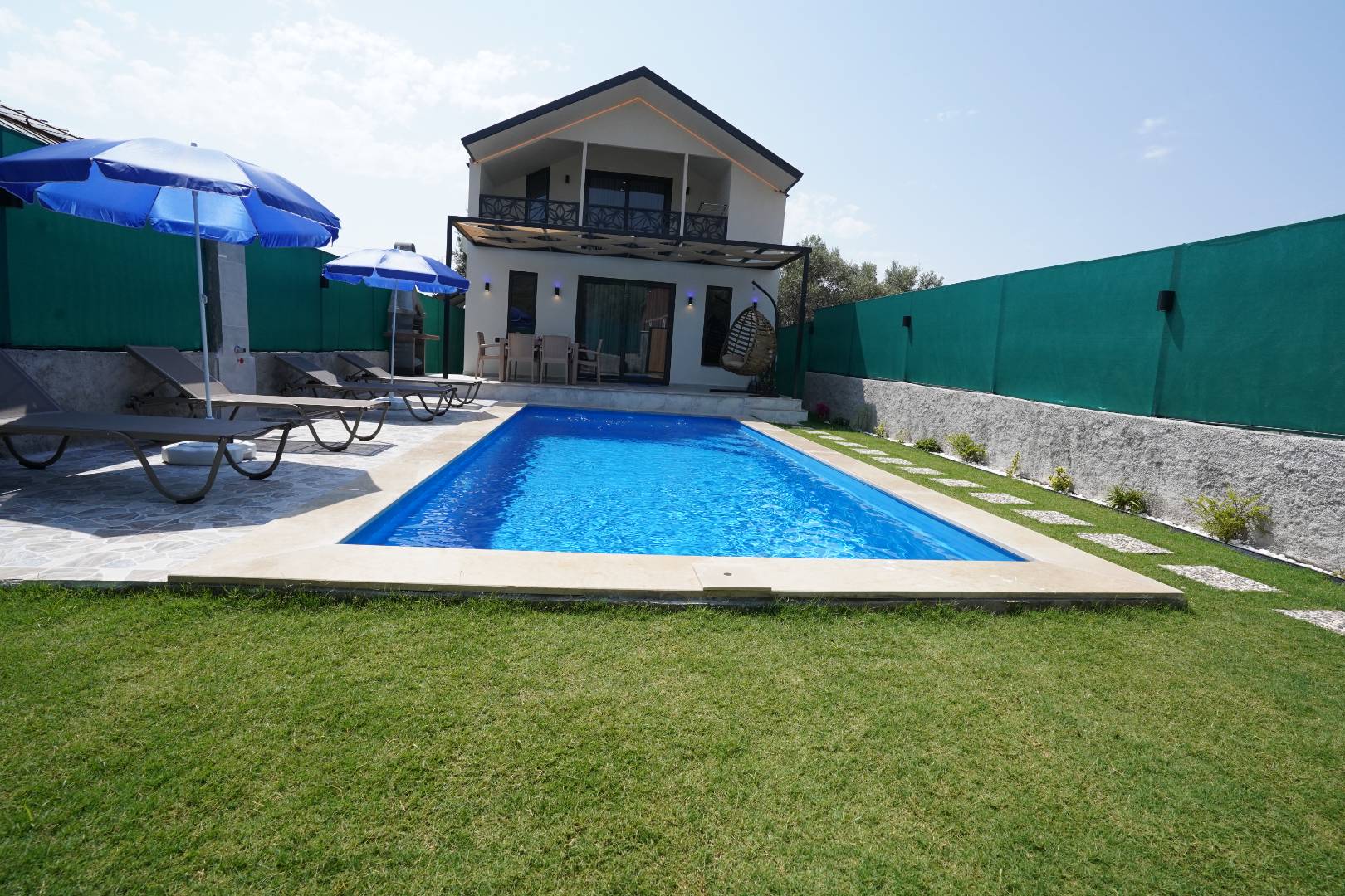 Muğla Fethiye'de Balayı Çiftlerine Uygun, Özel Havuzlu, Modern Tasarımlı Villa