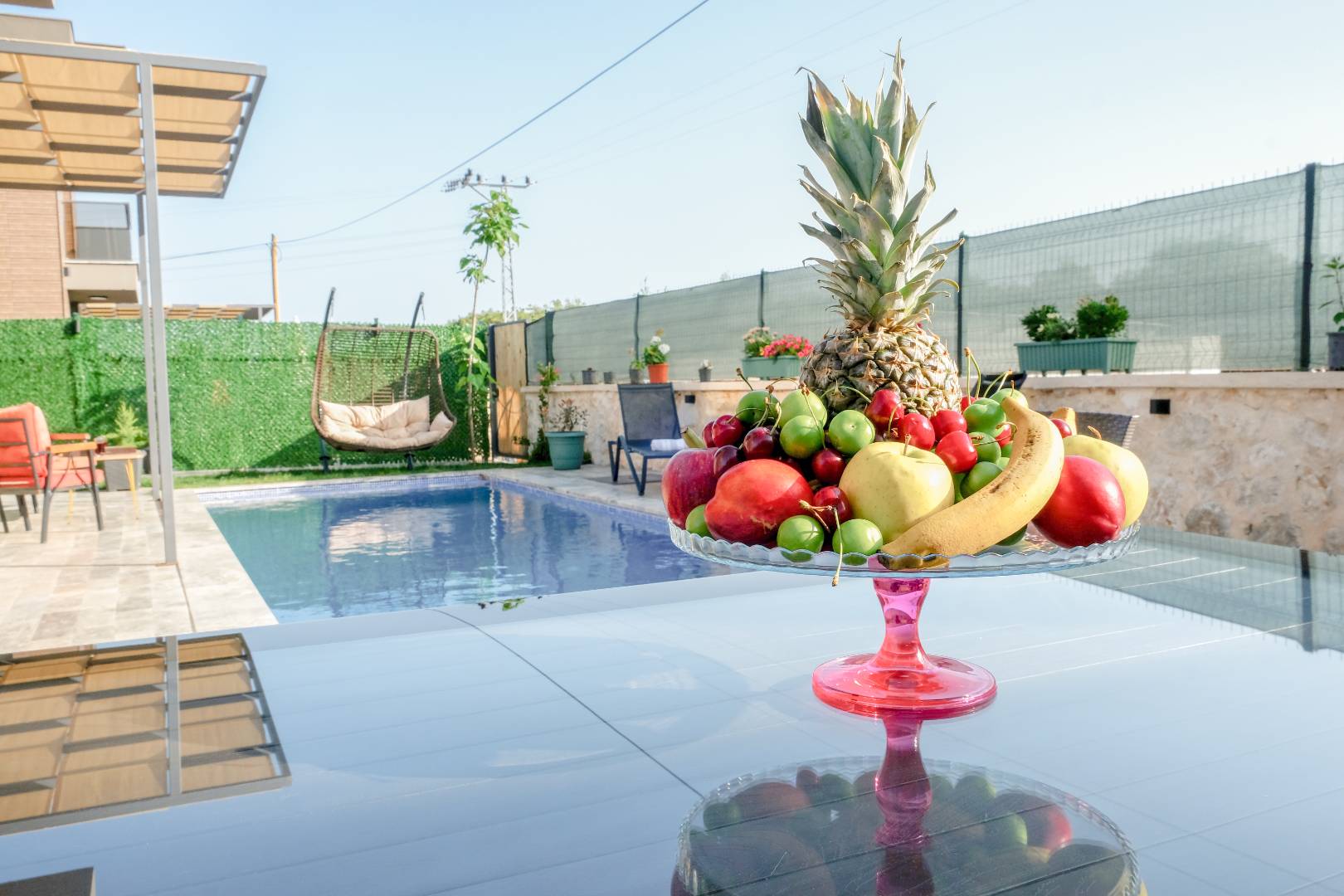 Kaş Çukurbağ'da Modern Tasarımlı, Özel Havuzlu, Bahçeli Villa